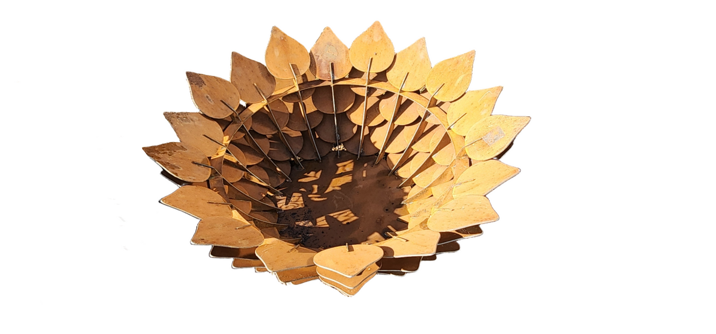 Open-Leaf Firepit