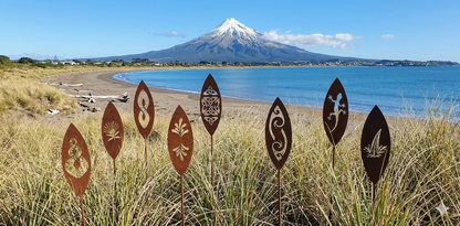 3 x Garden Paddle Sculptures